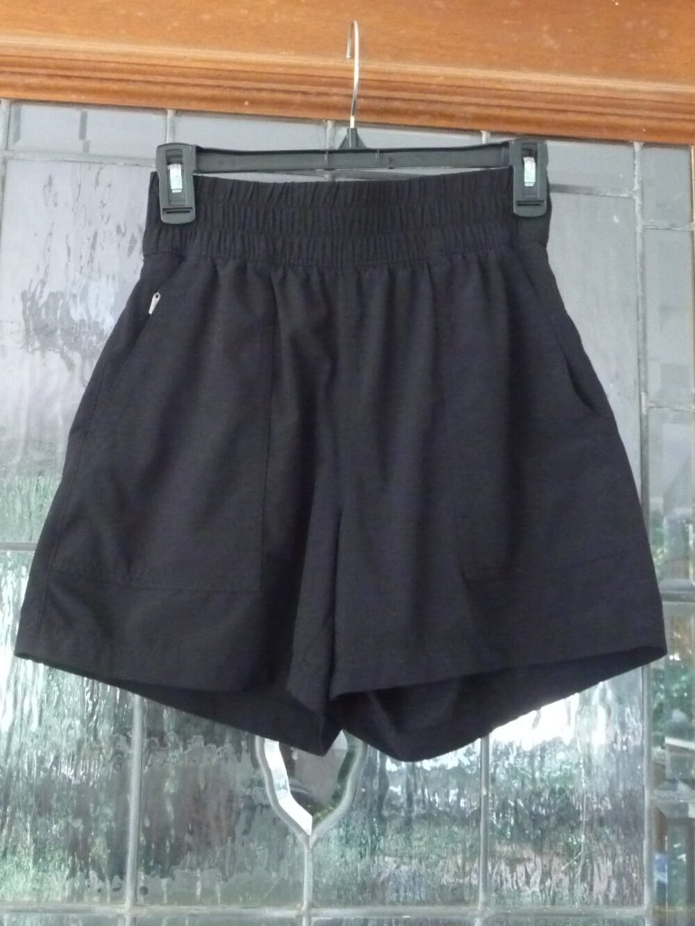 Athleta Women's XXS Black Pull-On Running Shorts
